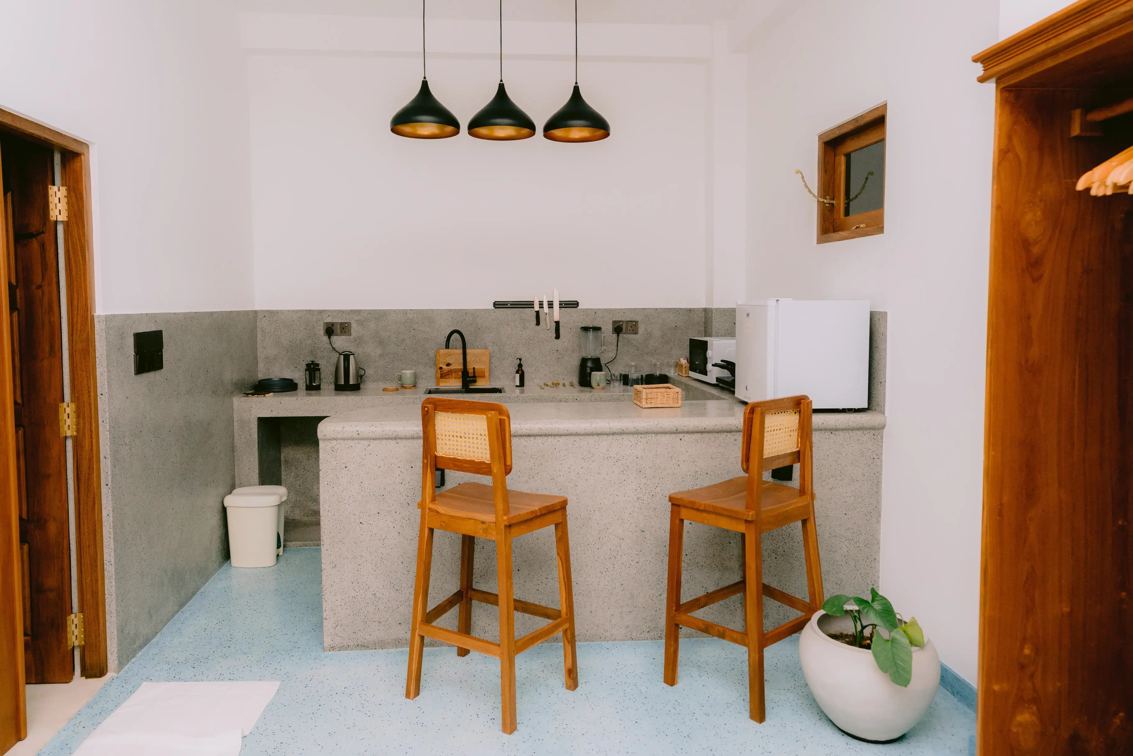 ELU Studios luxury studio apartment - view 3